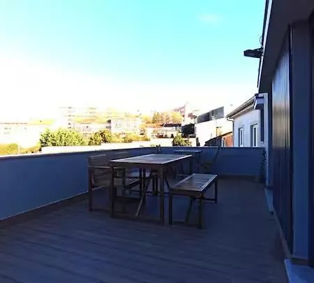 Chomes Pt - Comfort, Compact, Convenience Apartmán *